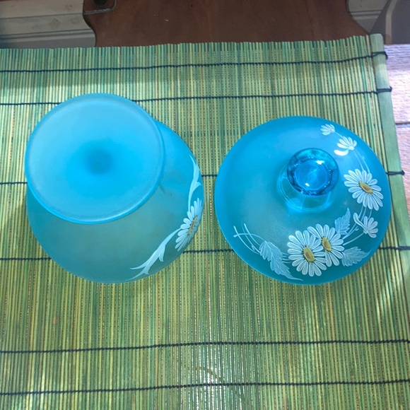 Vintage blue frosted candy dish - Picture 7 of 9